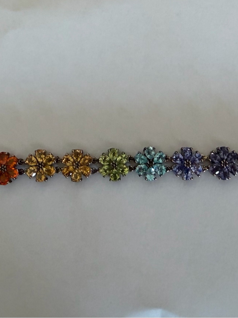 6 1/2 Sterling and natural stone flower design bracelet